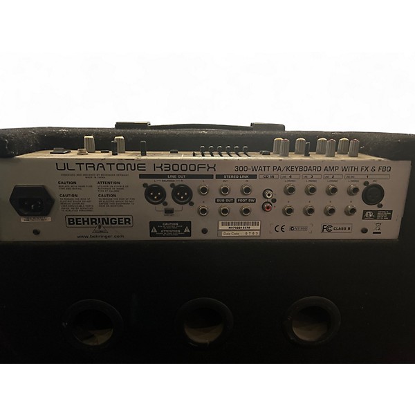 Used Behringer ULTRATONE K3000FX Keyboard Amp