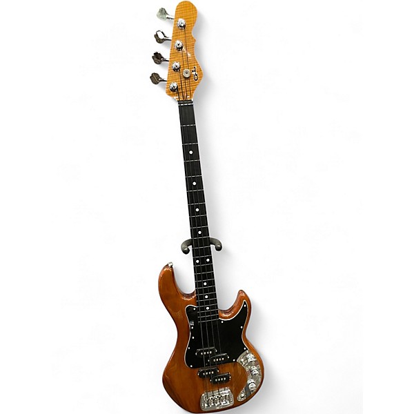 Used G&L MATADOR FRETLESS Natural Electric Bass Guitar