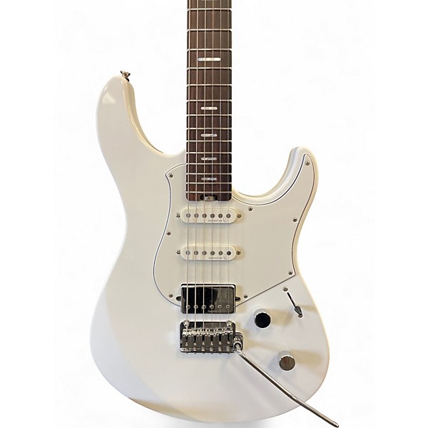 Used Yamaha Pacifica Deluxe Alpine White Solid Body Electric Guitar