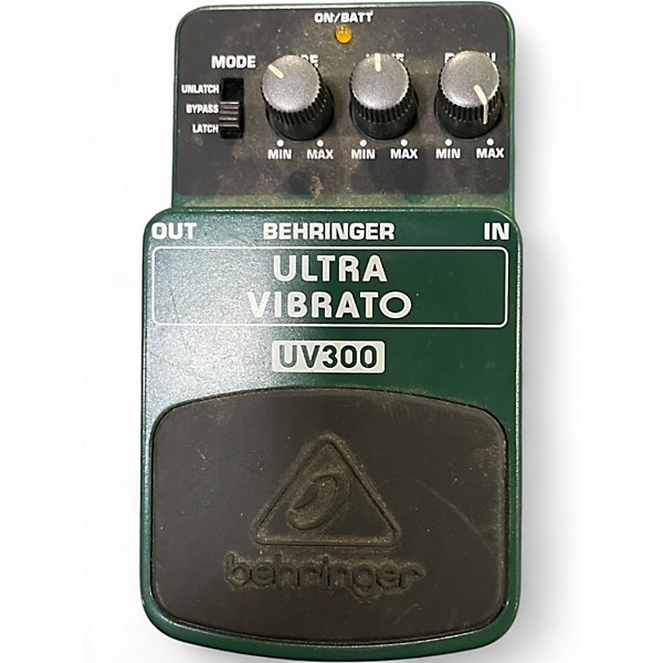 Used Behringer UV300 Ultra Vibrato Effect Pedal