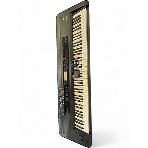 KORG KROSS-61 美品！ Amazon.com: Korg Kross 2-61 61-Key Synthesizer Workstation