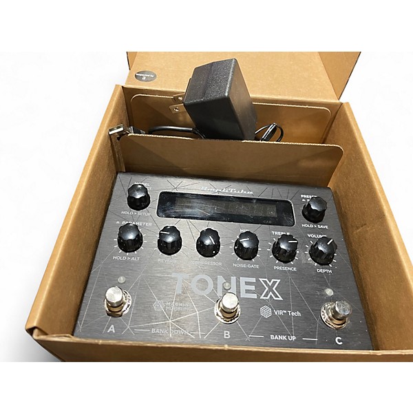 Used IK Multimedia AMPLITUBE Effect Processor