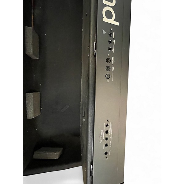 Used Roland RD 600 Keyboard Workstation