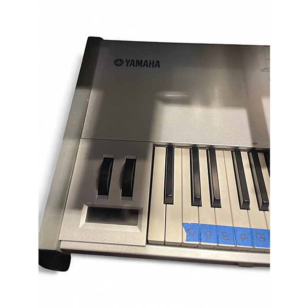 Used Yamaha Motif ES8 88 Key Keyboard Workstation