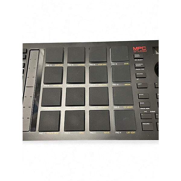 Used Akai Professional MPC Studio 2 Production Controller