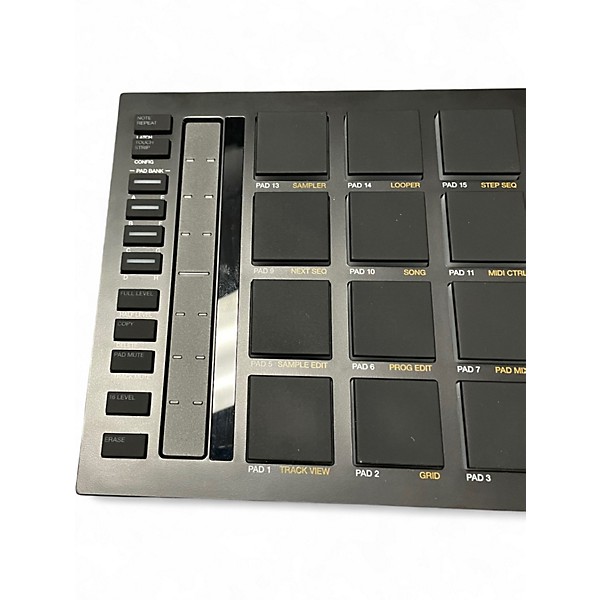 Used Akai Professional MPC Studio 2 Production Controller