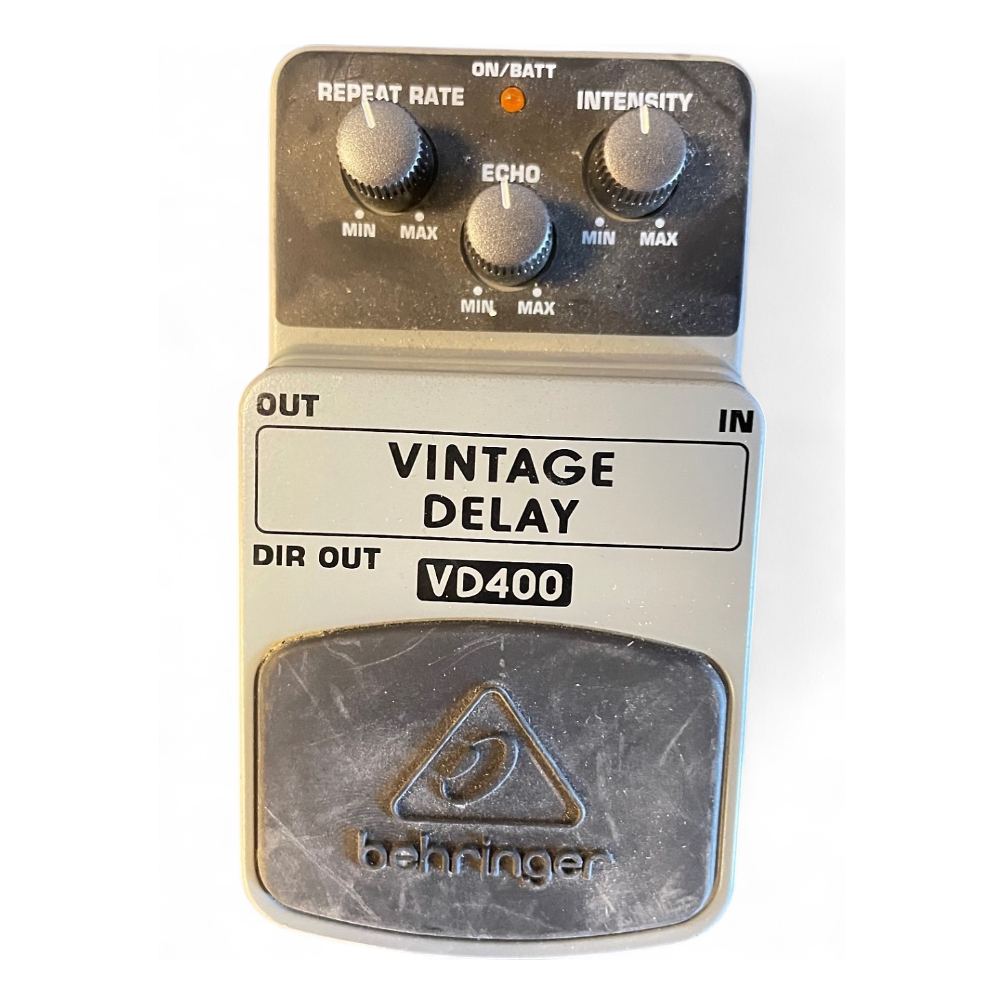 Used Behringer VD400 Vintage Delay Effect Pedal | Guitar Center