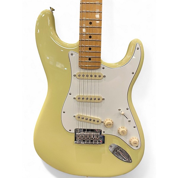 Used Fender PLAYER II STRATOCASTER HIALEAH YELLOW Solid Body Electric Guitar