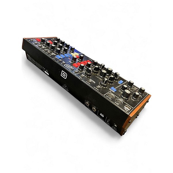 ✨美品✨ Behringer model D シンセサイザー Amazon.com: Behringer Model D Analog Synthesizer