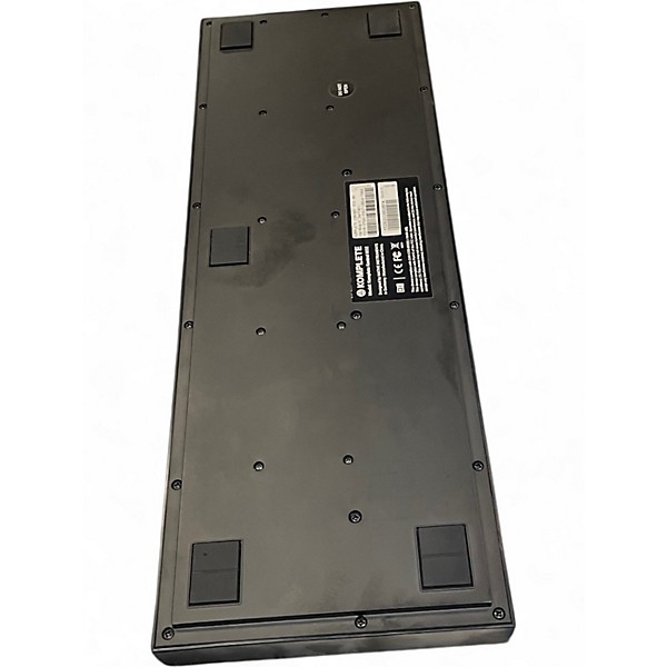 Used Native Instruments KOMPLETE KONTROL M32 MIDI Controller