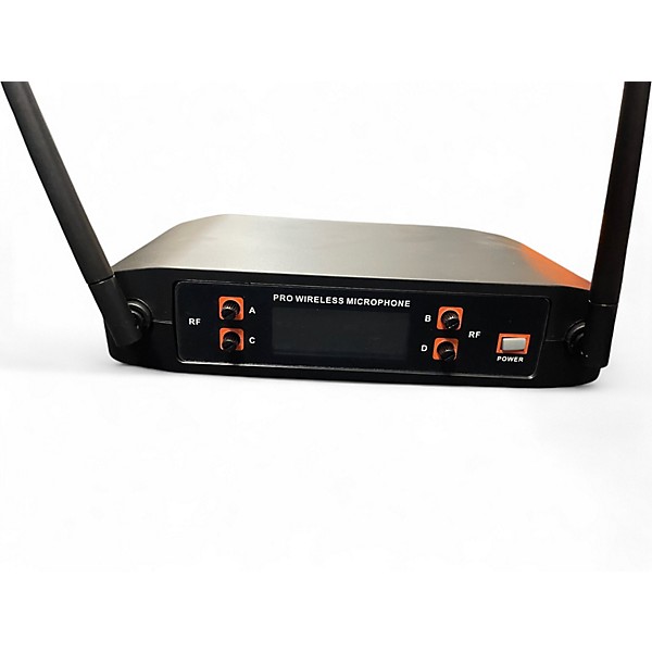 Used Professional 4 wireless microphone system Handheld Wireless System