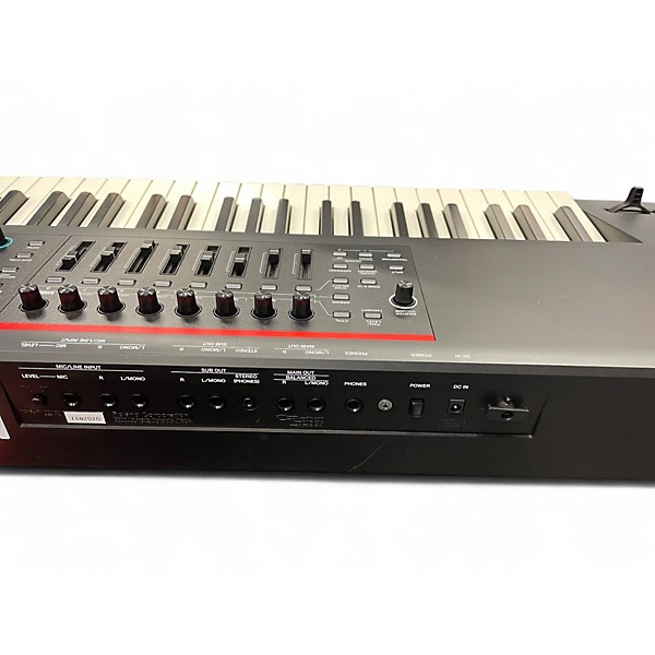 Used Roland FANTOM-08 Keyboard Workstation