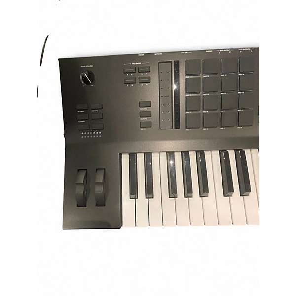 Used Akai Professional MPC Key 61 Keyboard Workstation