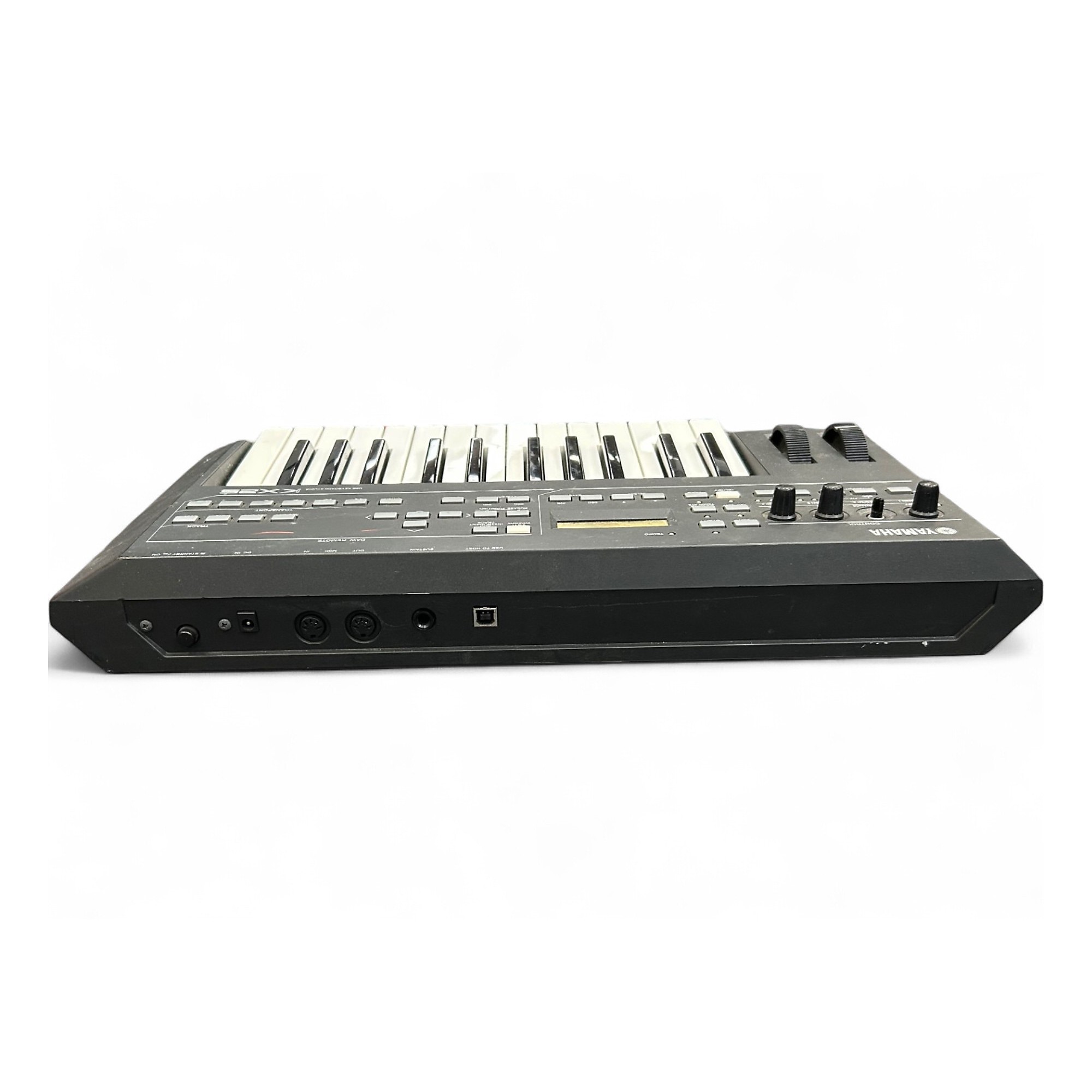Used Yamaha KX25 25 Key MIDI Controller | Guitar Center