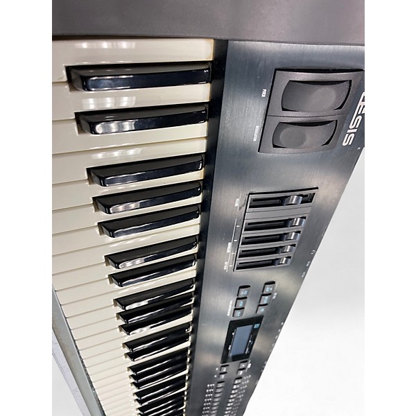 Used Alesis QS6.1 Synthesizer | Guitar Center