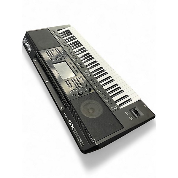 Used Yamaha PSR-SX900 Portable Keyboard