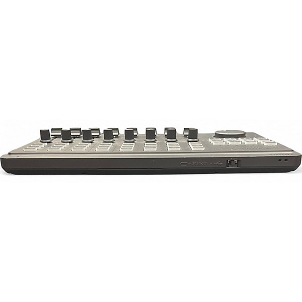 Used KORG NANOKTRL MIDI Interface
