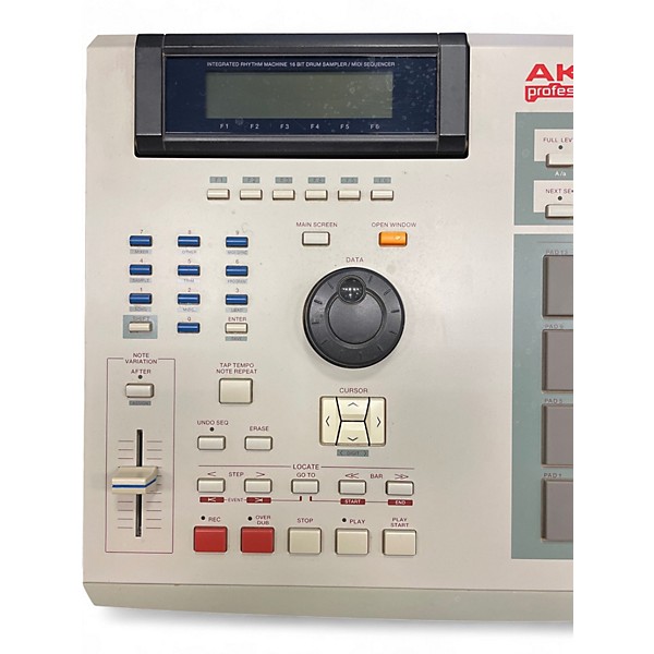 Used Akai Professional MPC2000XL Production Controller
