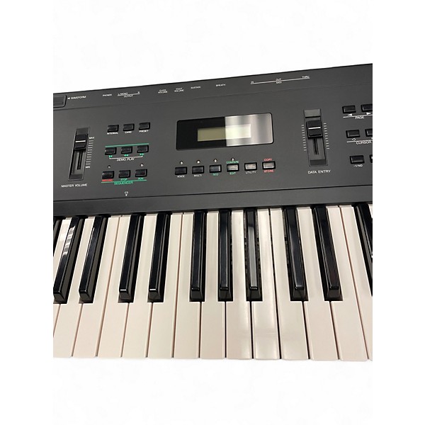 Used Yamaha SY55 Synthesizer