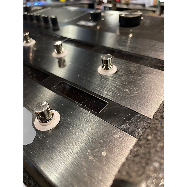 Used Line 6 Helix Effect Processor