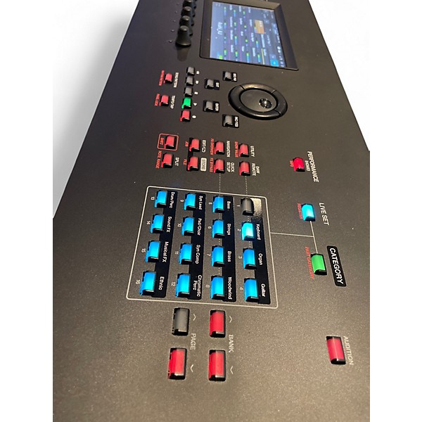 Used Yamaha Montage M8X Keyboard Workstation