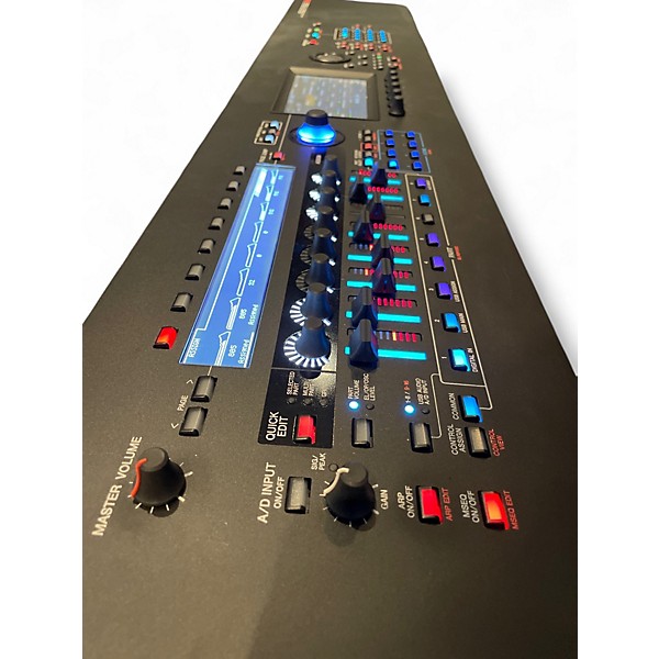 Used Yamaha Montage M8X Keyboard Workstation