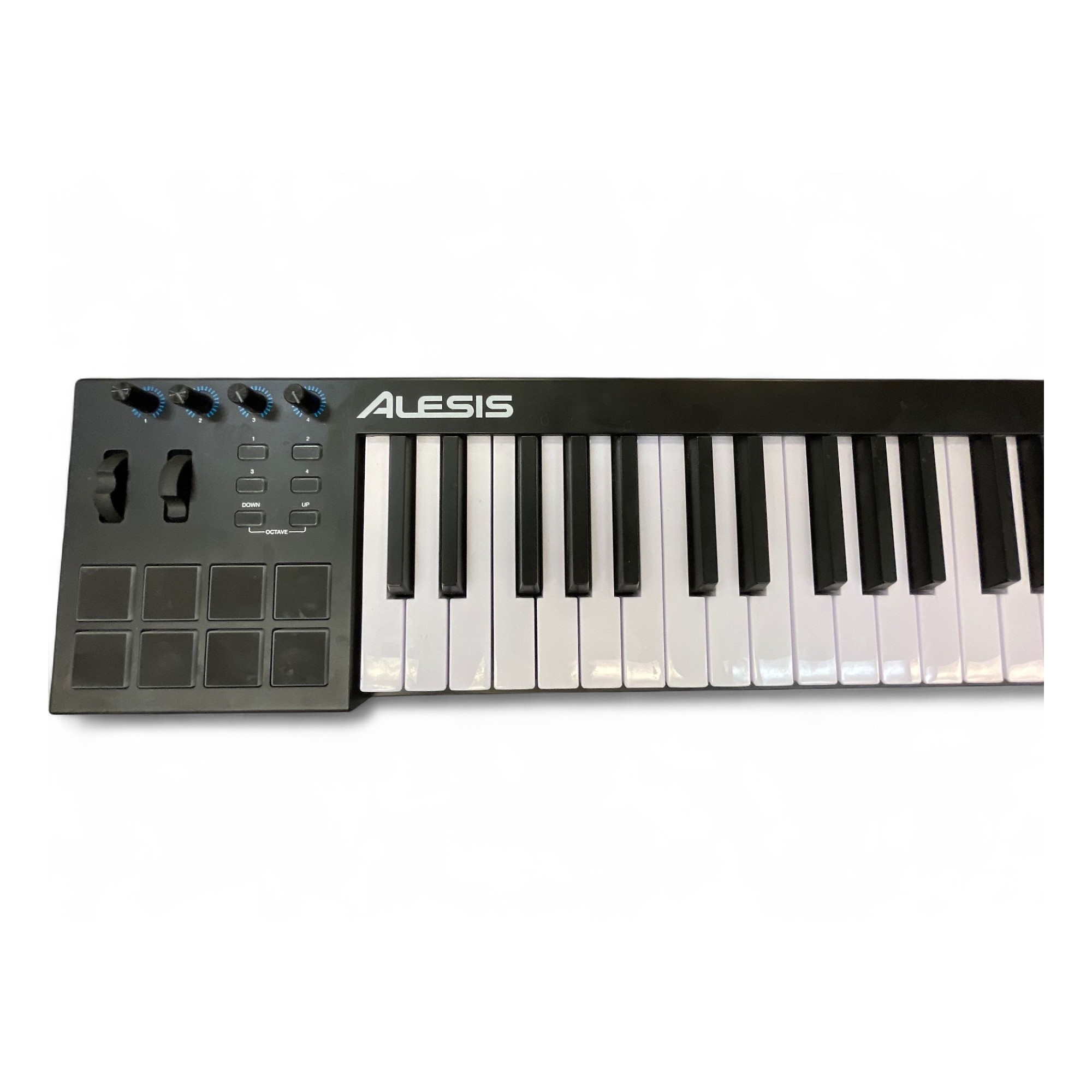 【美品】ALESIS V49 MIDIキーボード Amazon | Alesis USB MIDIキーボード 49鍵 8パッド Ableton Live