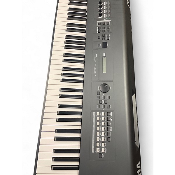 Used Yamaha MX88BK Synthesizer