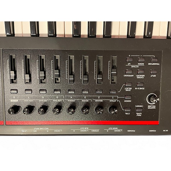 Used Roland fantom 07 Keyboard Workstation