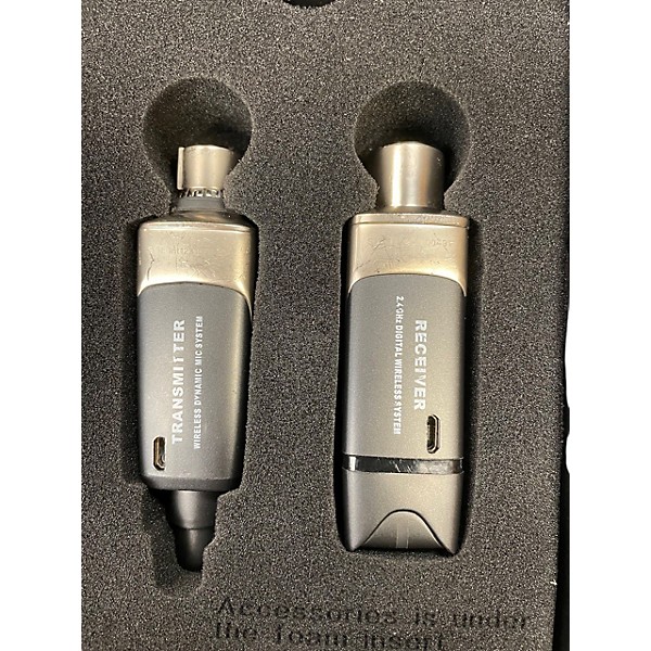 Used Xvive U3 Dynamic Microphone Wireless System Handheld Wireless System