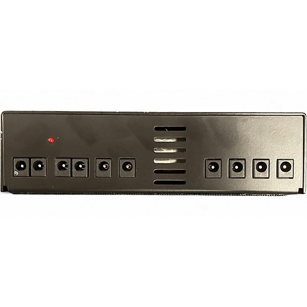Used Voodoo Lab Pedal Power 4x4 Power Supply