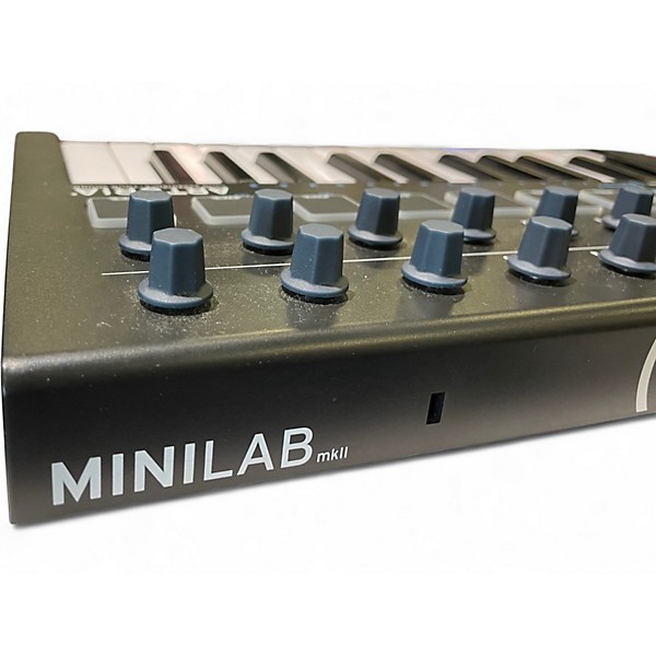 【中古品】Arturia アーテリア ミディキーボード MiniLab MkII Amazon.com: Arturia - MiniLab MkII - Portable MIDI