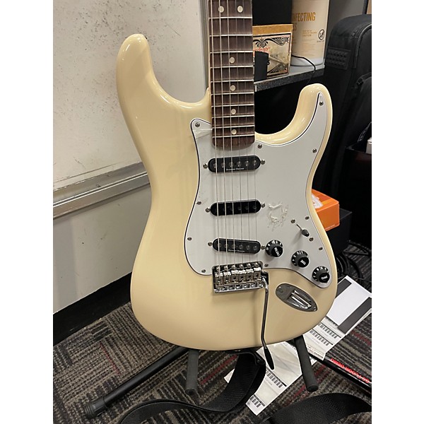 Used Fender Ritchie Blackmore Signature Stratocaster Olympic White Solid Body Electric Guitar