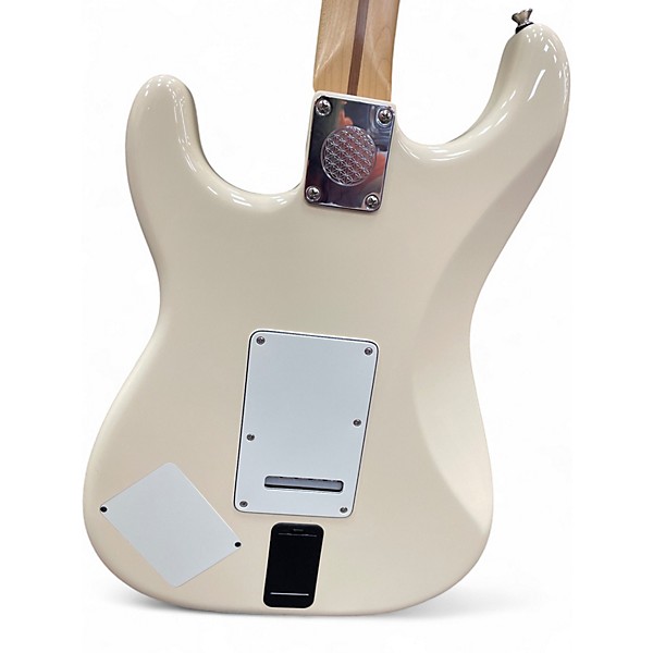 Used Starcaster by Fender Stratocaster Arctic White Solid Body Electric Guitar