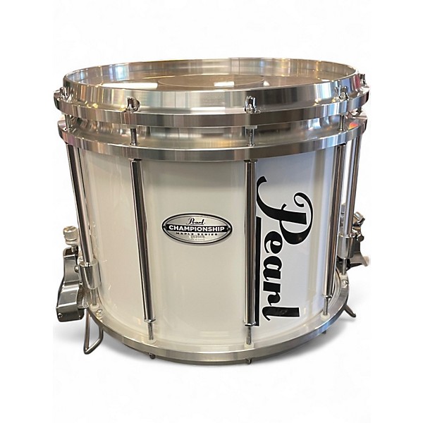 Used Pearl 14in CHAMPIONSHIP MAPLE SERIES MARCHING SNARE WHITE Drum