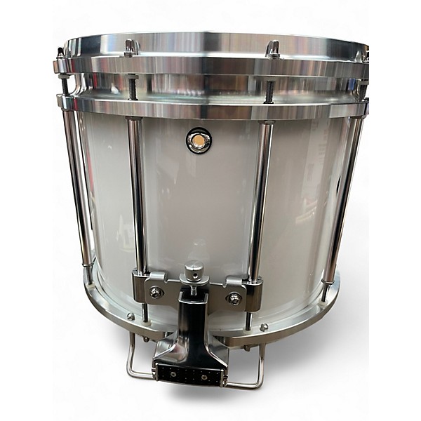 Used Pearl 14in CHAMPIONSHIP MAPLE SERIES MARCHING SNARE WHITE Drum