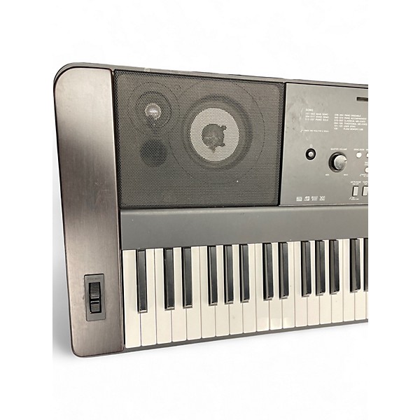Used Yamaha DGX650 88 Key Portable Keyboard