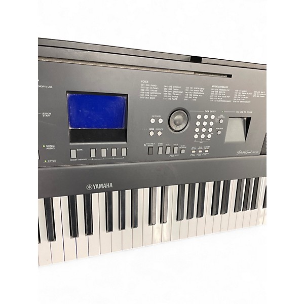 Used Yamaha DGX650 88 Key Portable Keyboard