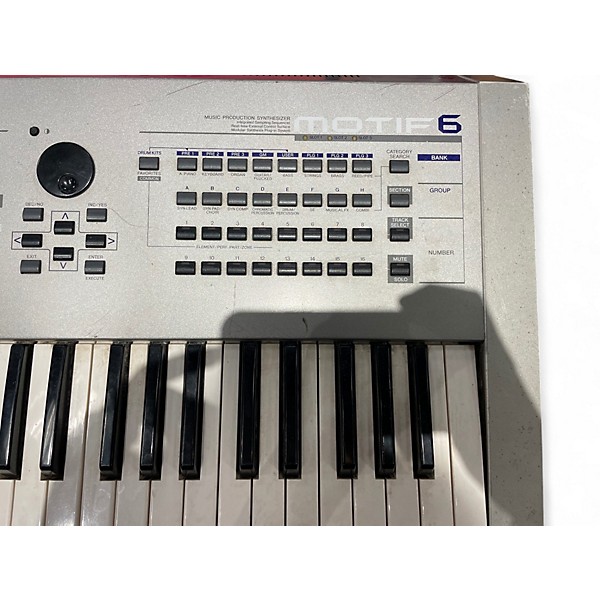 Used Yamaha Motif 6 61 Key Keyboard Workstation