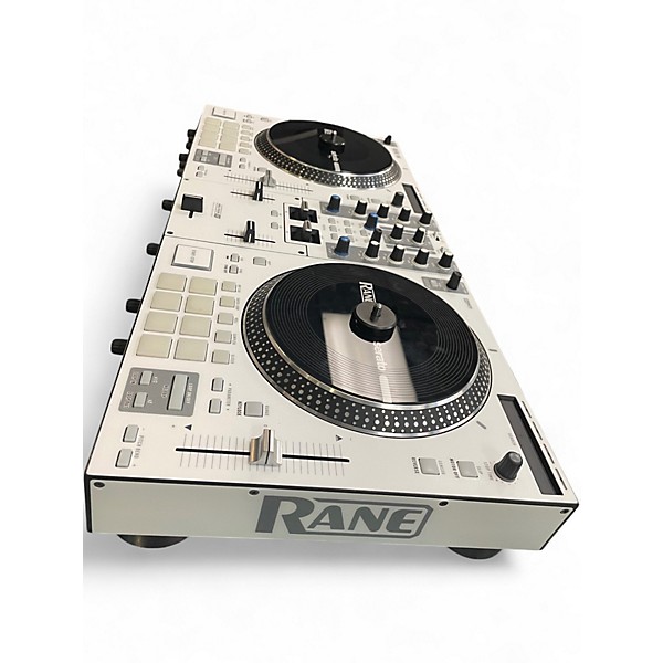 RANE ONE DJ Controller 国内正規品•新品未使用 RANE ONE DJ Controller 国内正規品•新品未使用