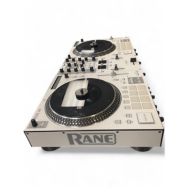 RANE ONE DJ Controller 国内正規品•新品未使用 Rane One 2-channel Motorized DJ Controller | Sweetwater