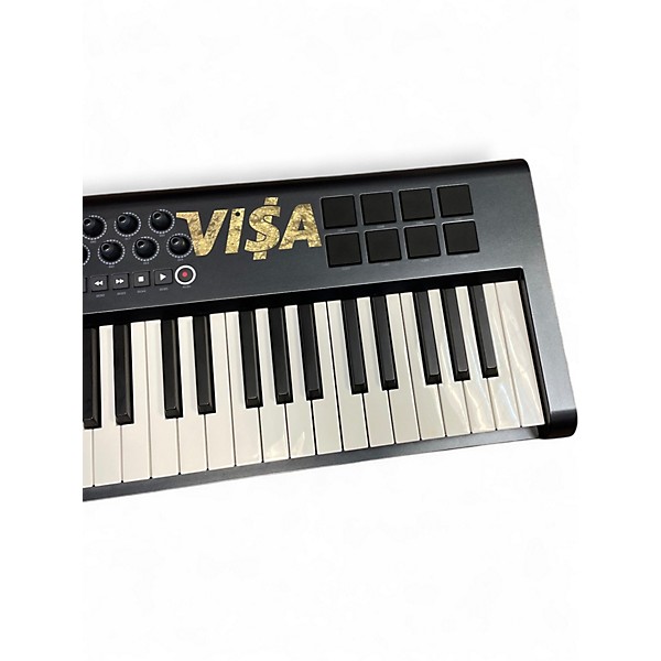 M-Audio Axiom 61 MIDIキーボード　used Used M-Audio Axiom 61 Key MIDI Controller | Guitar Center