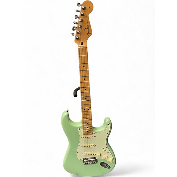 Used Fender PLAYER SERIES STRATOCASTER GREEN Solid Body Electric Guitar