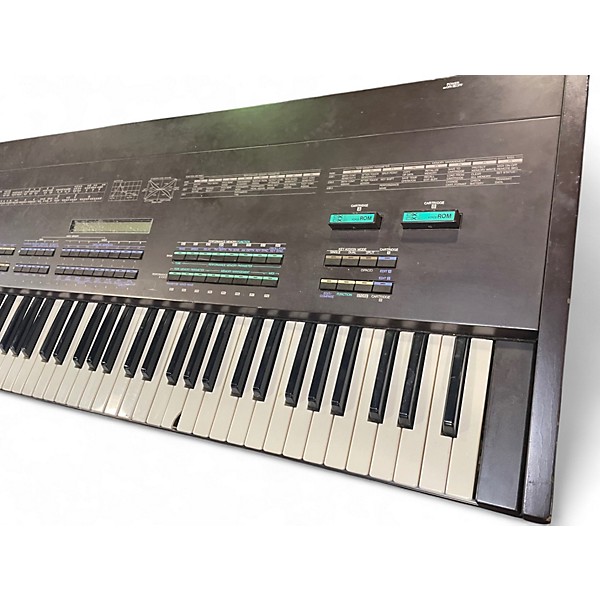 Vintage 1980s Yamaha DX5 Keyboard Workstation