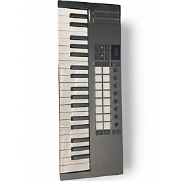 Used Novation Launchkey Mini 37 MK4 MIDI Controller