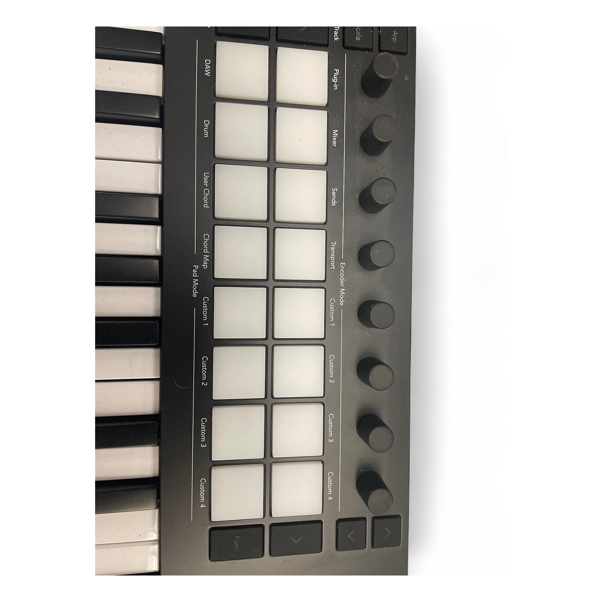 Used Novation Launchkey Mini 37 MK4 MIDI Controller | Guitar Center