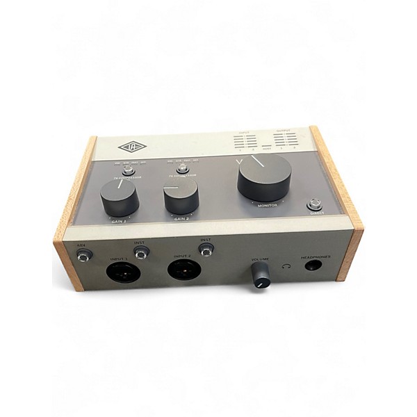 Universal Audio Volt 276 インターフェイス Amazon.com: Universal Audio Volt 276 USB Recording Studio