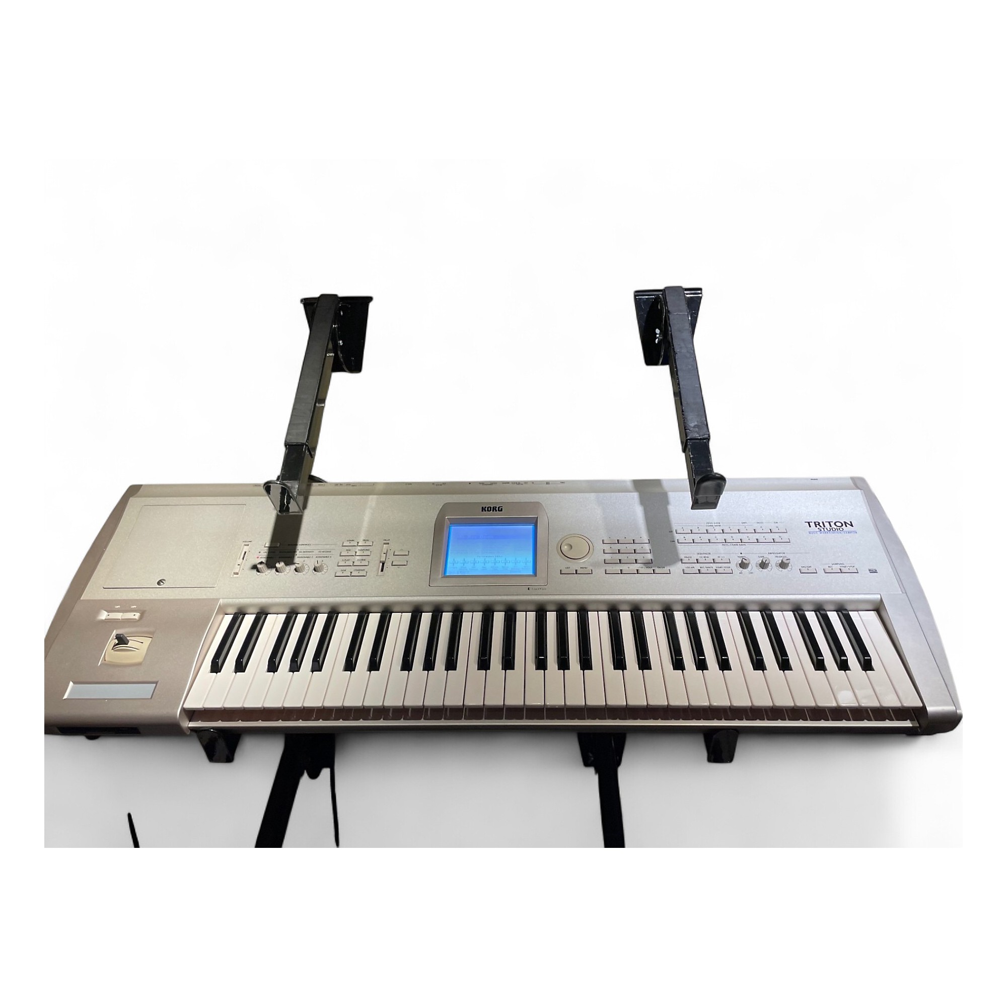 Used KORG Triton Studio 61 Key Keyboard Workstation | Guitar Center