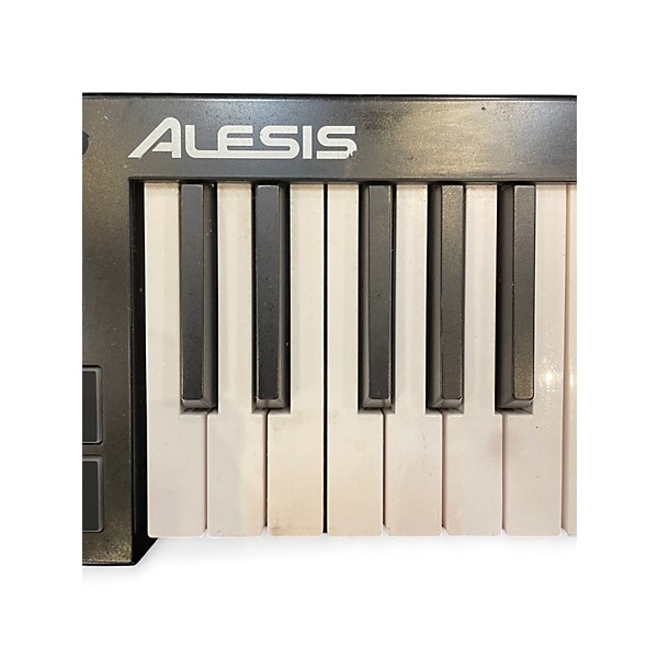 Used Alesis V25 25 Key MIDI Controller