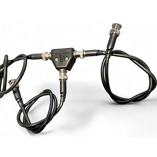 Used Shure UA221 Passive Antenna Splitter (10-1000MHz)